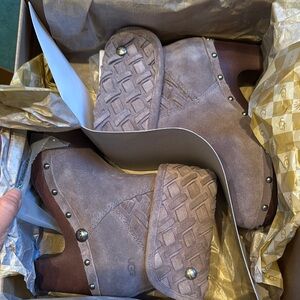 UGG Tan Braided Texture Mules